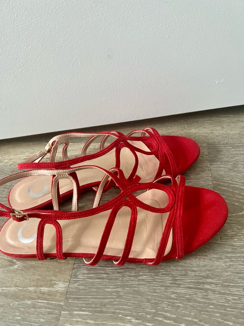 Journee Collection Red Suede Strappy Slingback Sandals Size 8 - Picture 9 of 9